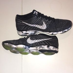 Nike FLYKNIT Zoom Running Shoes 8.5